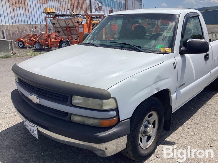 2001-chevrolet-silverado-1500-image-9