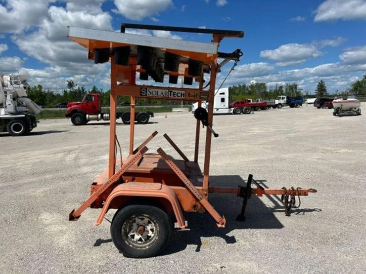 tow-behind-sign-board-image-3