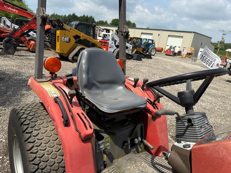 massey-ferguson-1230-image-10