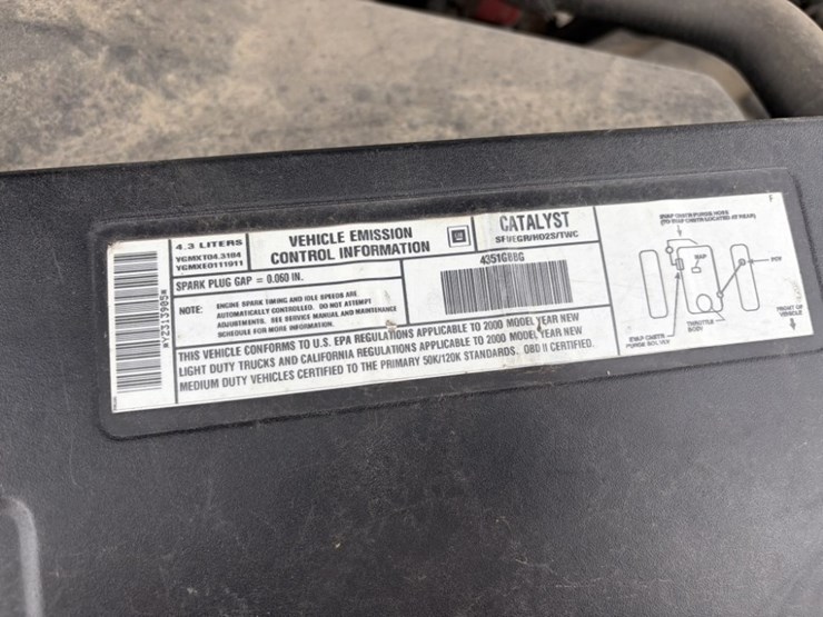 2000-gmc-sierra-1500-image-16
