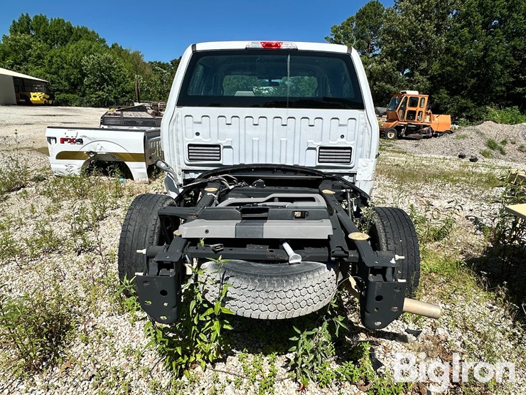 2020-ford-f150-xl-image-6