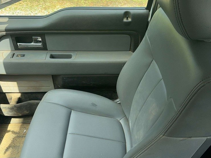 2014-ford-f150-image-12