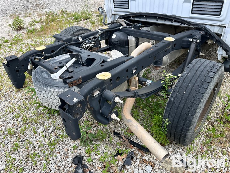 2020-ford-f150-xl-image-20