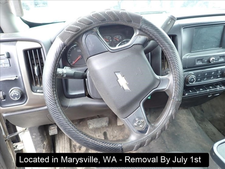 2016-chevrolet-3500-image-8