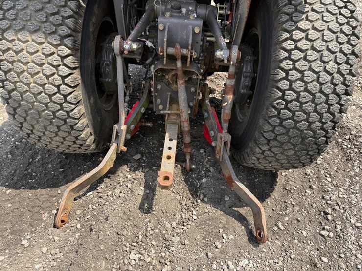massey-ferguson-1230-image-12