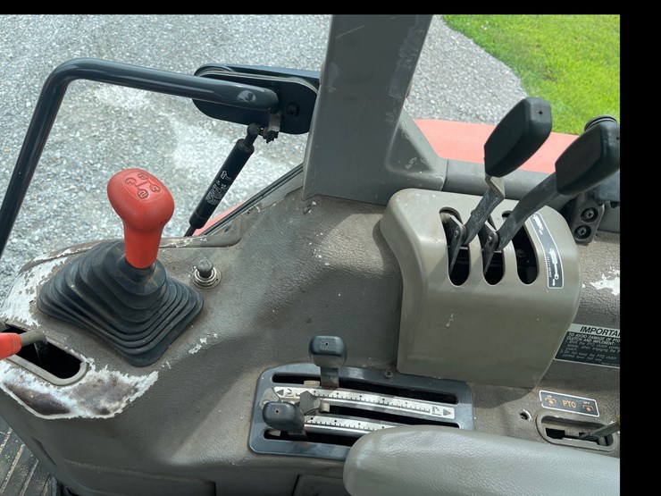 kubota-m9000-image-9