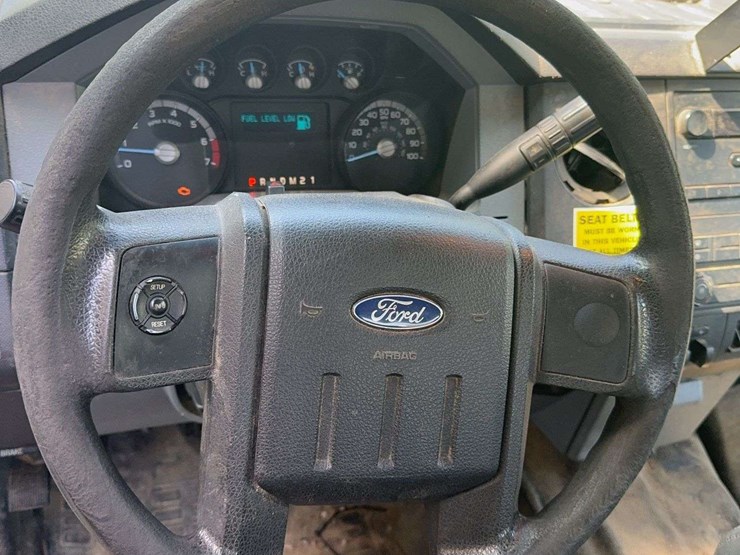 2016-ford-f350-image-15