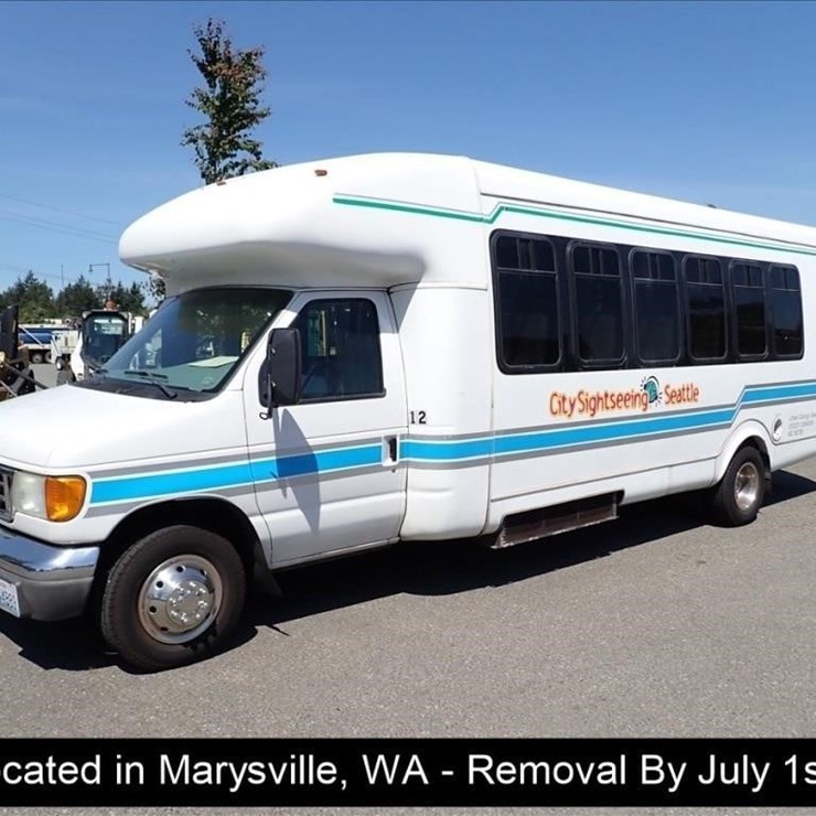 2006 FORD E450