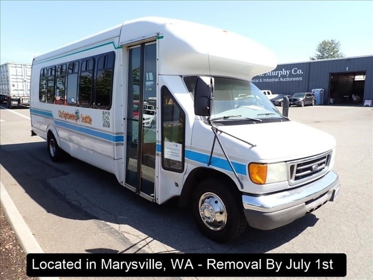 2006-ford-e450-image-11