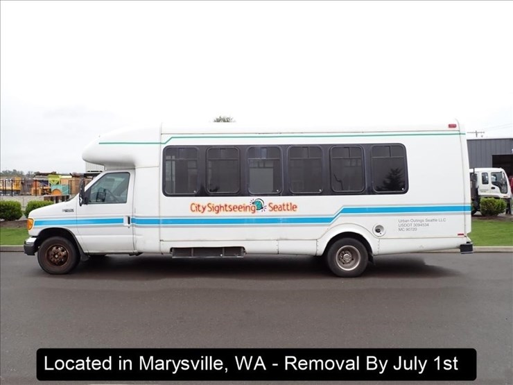2005-ford-e450-image-3