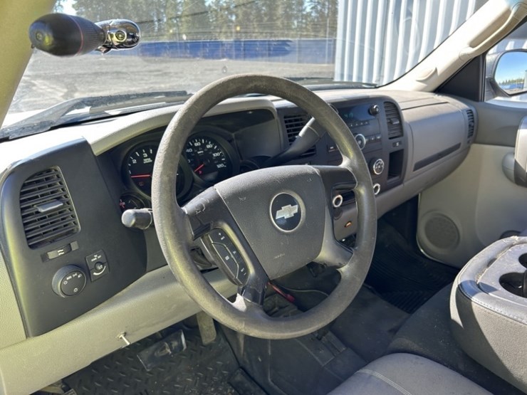 2008-chevrolet-silverado-1500-image-27