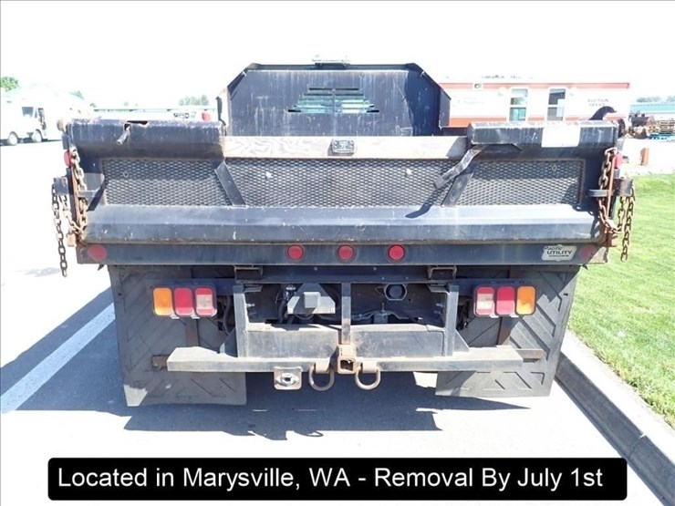 2003-chevrolet-3500-image-18