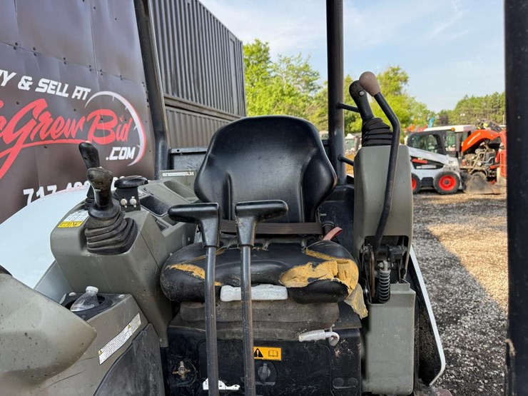 2019-bobcat-e35i-image-18