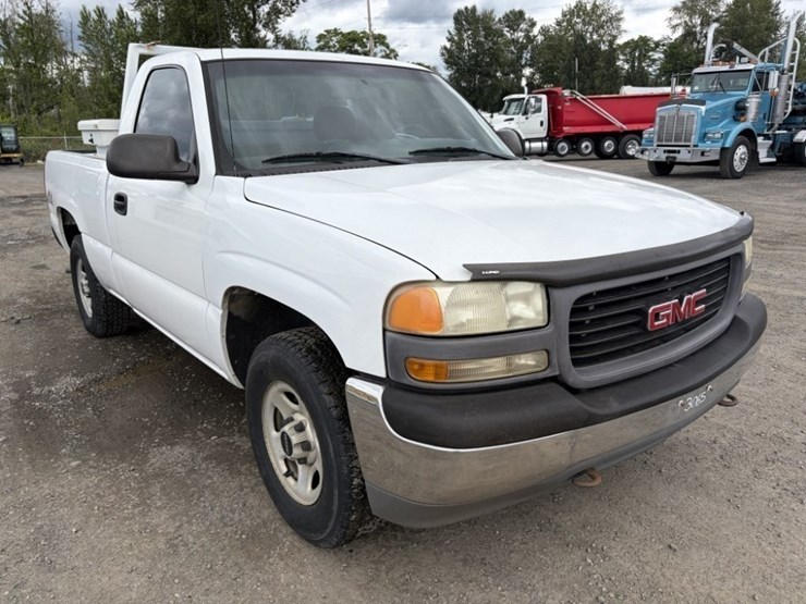 2000-gmc-sierra-1500-image-2