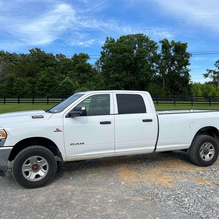 2020 DODGE 3500