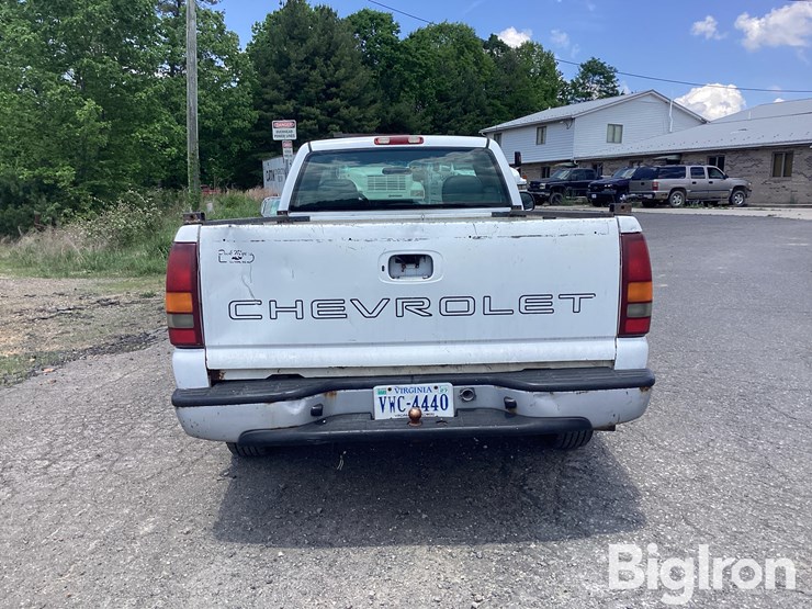2001-chevrolet-silverado-1500-image-6