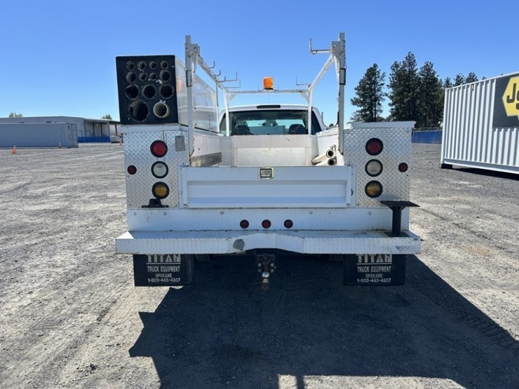2006-chevrolet-silverado-3500-image-5