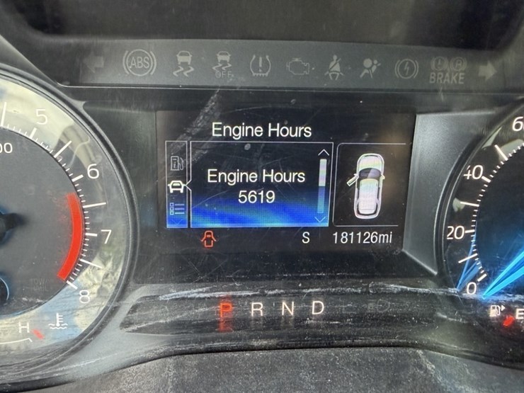 2018-ford-explorer-image-29
