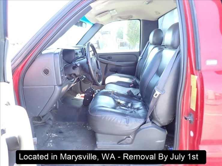 2003-chevrolet-3500-image-9