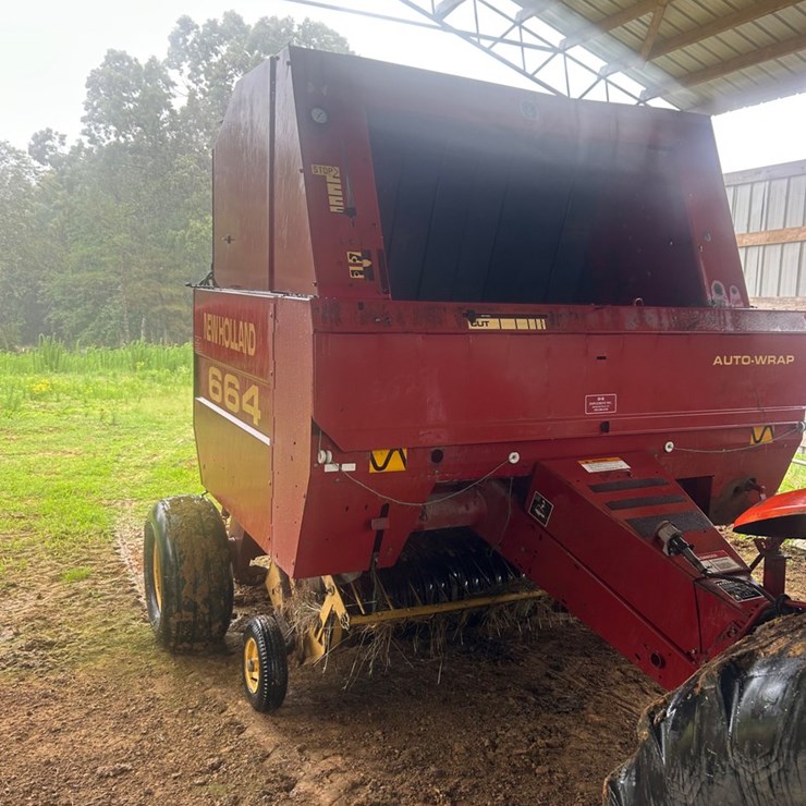 NEW HOLLAND 664