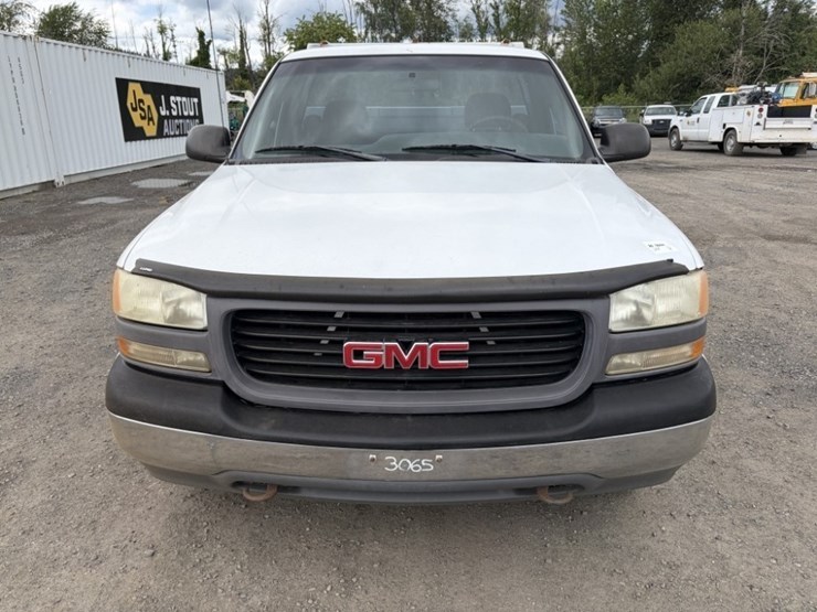 2000-gmc-sierra-1500-image-8