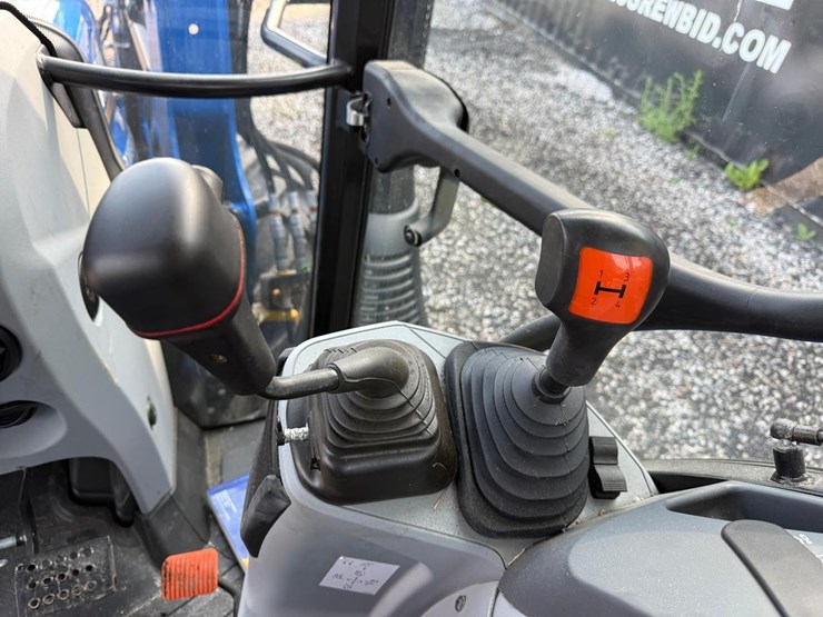 new-holland-powerstar-100-image-23