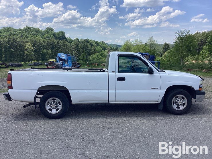 2001-chevrolet-silverado-1500-image-4