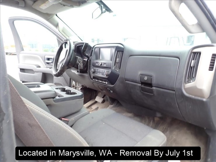 2016-chevrolet-3500-image-3