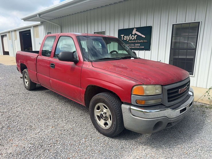 2003-gmc-sierra-1500-image-6