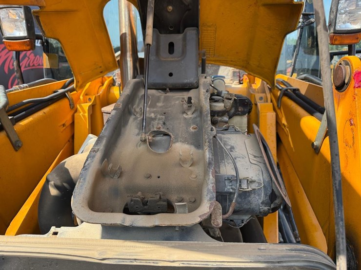 jcb-3cx14-image-22