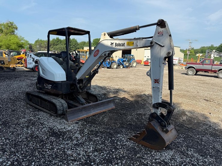 2019-bobcat-e35i-image-6