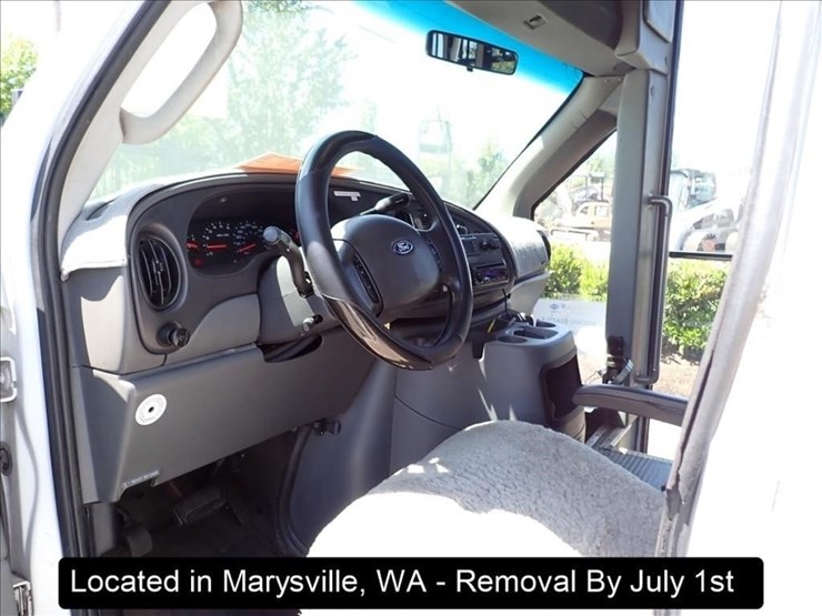 2006-ford-e450-image-22