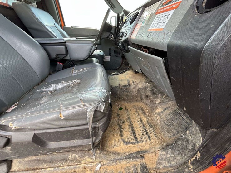 2015-ford-f550-image-89