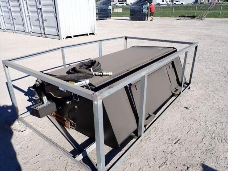 unused-greatbear-72-in.-skid-steer-rotary-broom-image-4