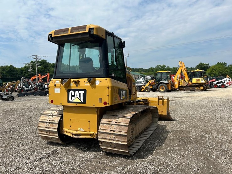 2016-caterpillar-d4k2-lgp-image-4