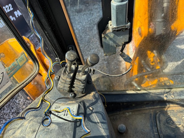 jcb-3cx14-image-29