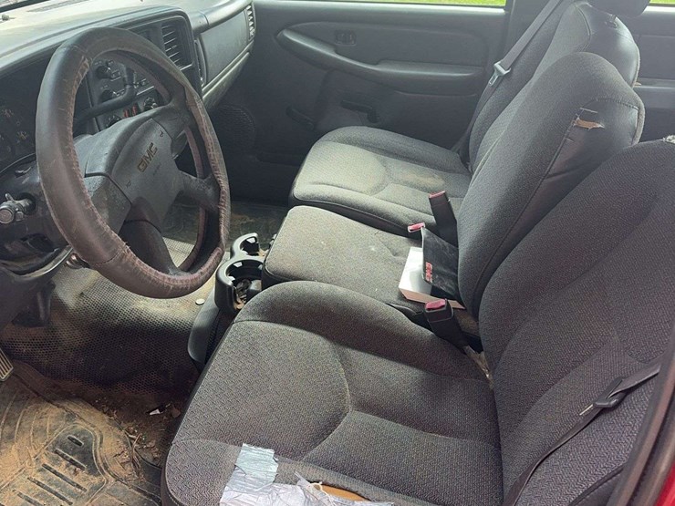 2003-gmc-sierra-1500-image-12
