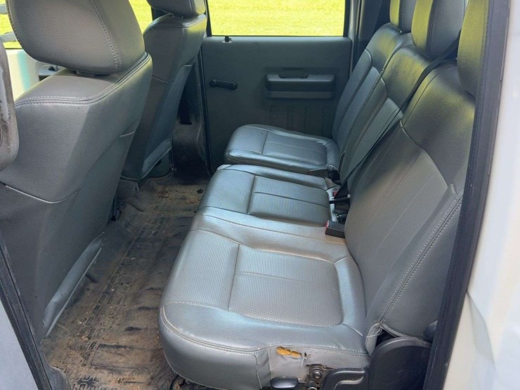 2016-ford-f350-image-17