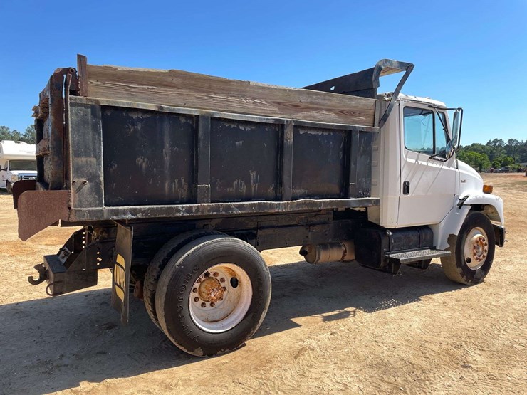 1993-freightliner-fl60-image-3