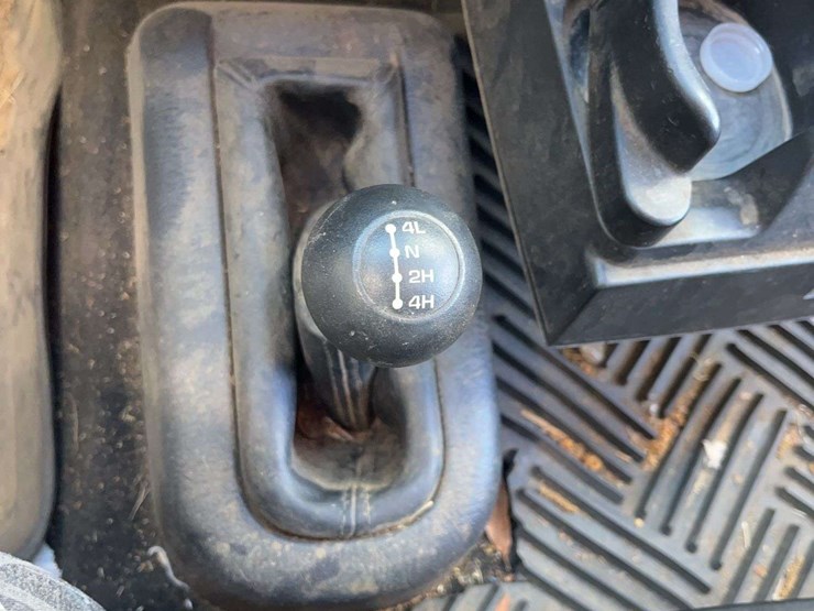 2004-dodge-ram-2500-image-9