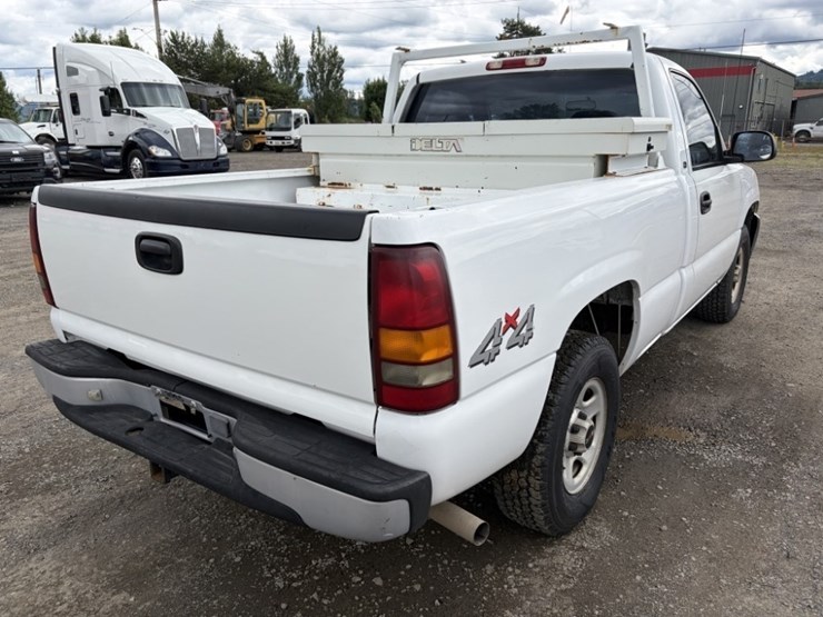 2000-gmc-sierra-1500-image-4