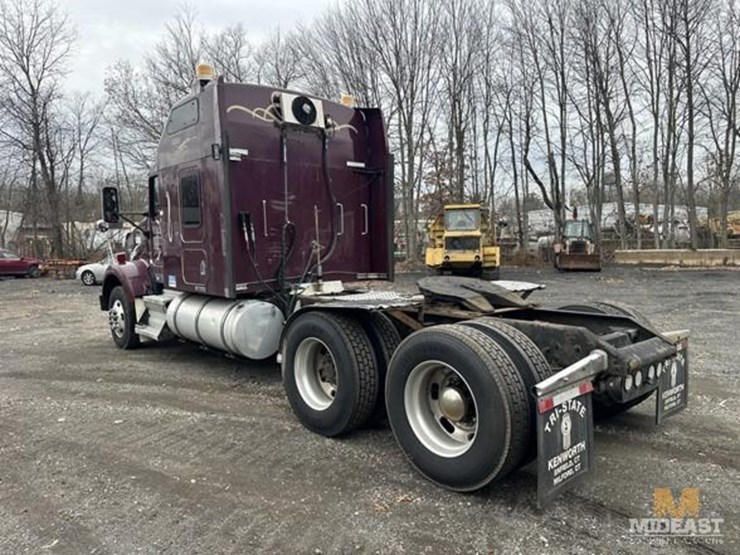 2014-kenworth-t800-image-4
