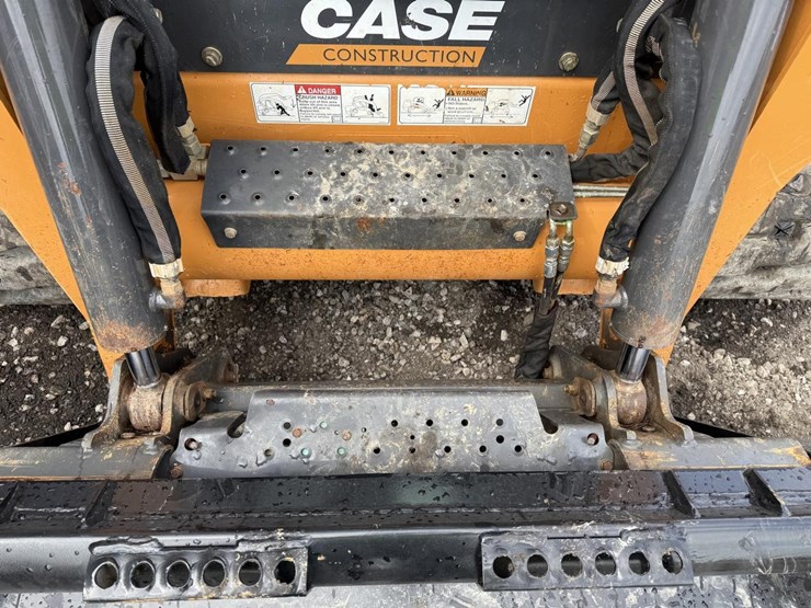 2019-case-tv370-image-11