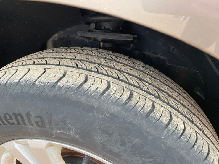 2012-chevrolet-equinox-lt-image-19