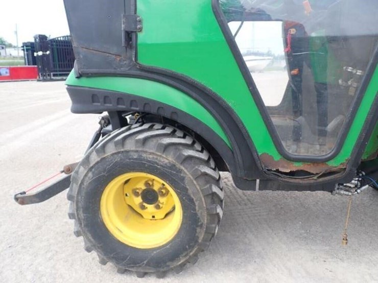 2011-john-deere-1023e-image-20