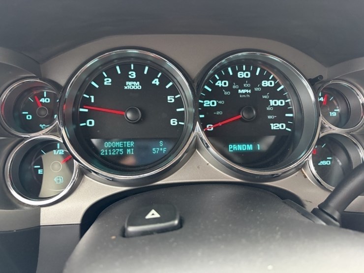 2009-chevrolet-silverado-2500-hd-lt-4x4-pickup-image-25