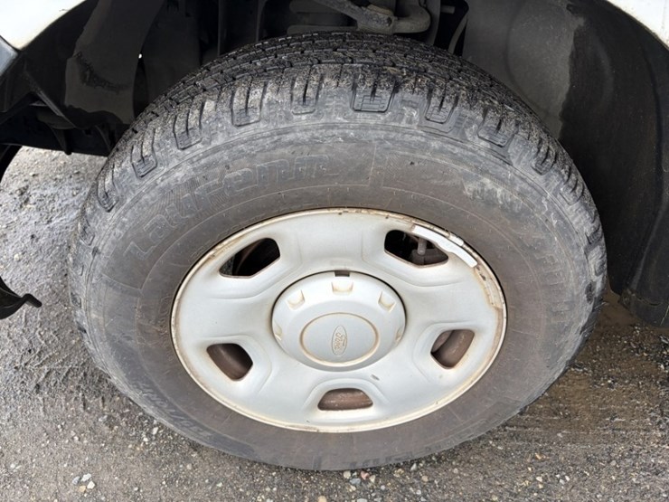 2008-ford-f150-xl-image-15
