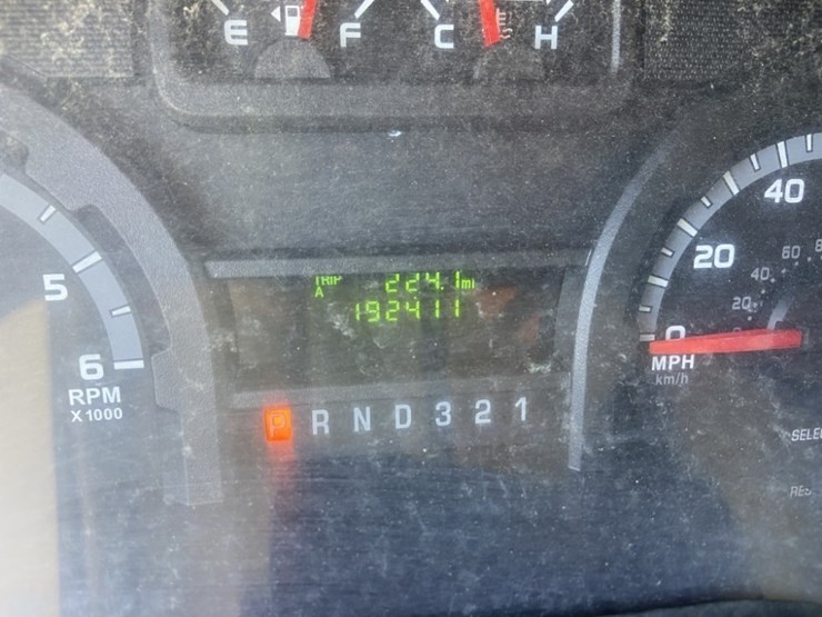 2014-ford-e450-sd-image-23