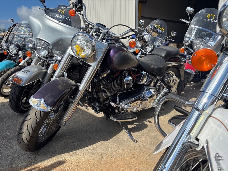 #96-•-2004-harley-fatboy-flstf-image-1