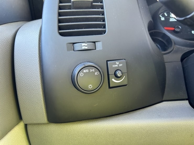 2008-chevrolet-silverado-1500-image-26